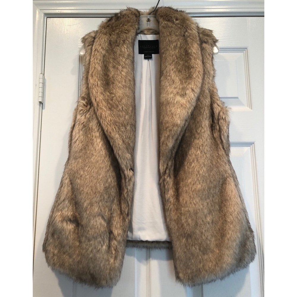 Sanctuary Women’s Faux Fur Vest